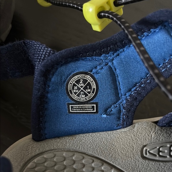 Keen Kids Newport Boundless Sandals, Size 2 - Picture 4 of 4